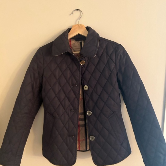 WOMEN’S JACKET SIZE MEDIUM - Picture 6 of 6